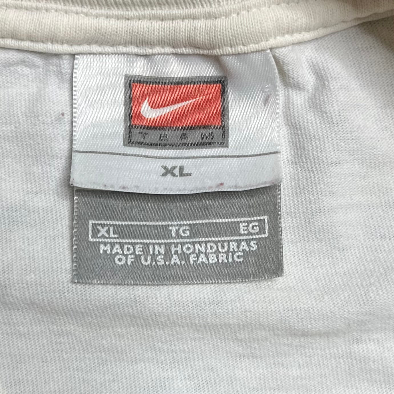 β03 Manchester United Tour Tee (XL)