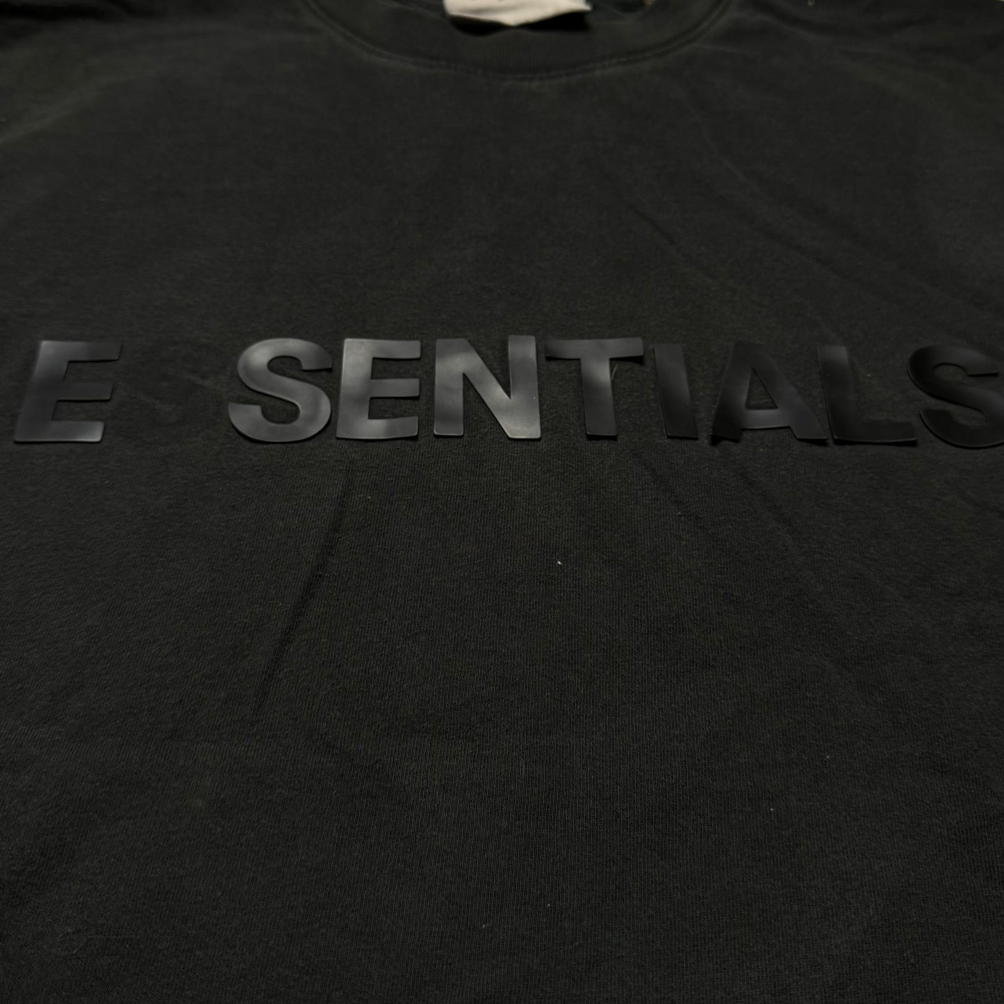 Essentials FOG Black Tee (M)